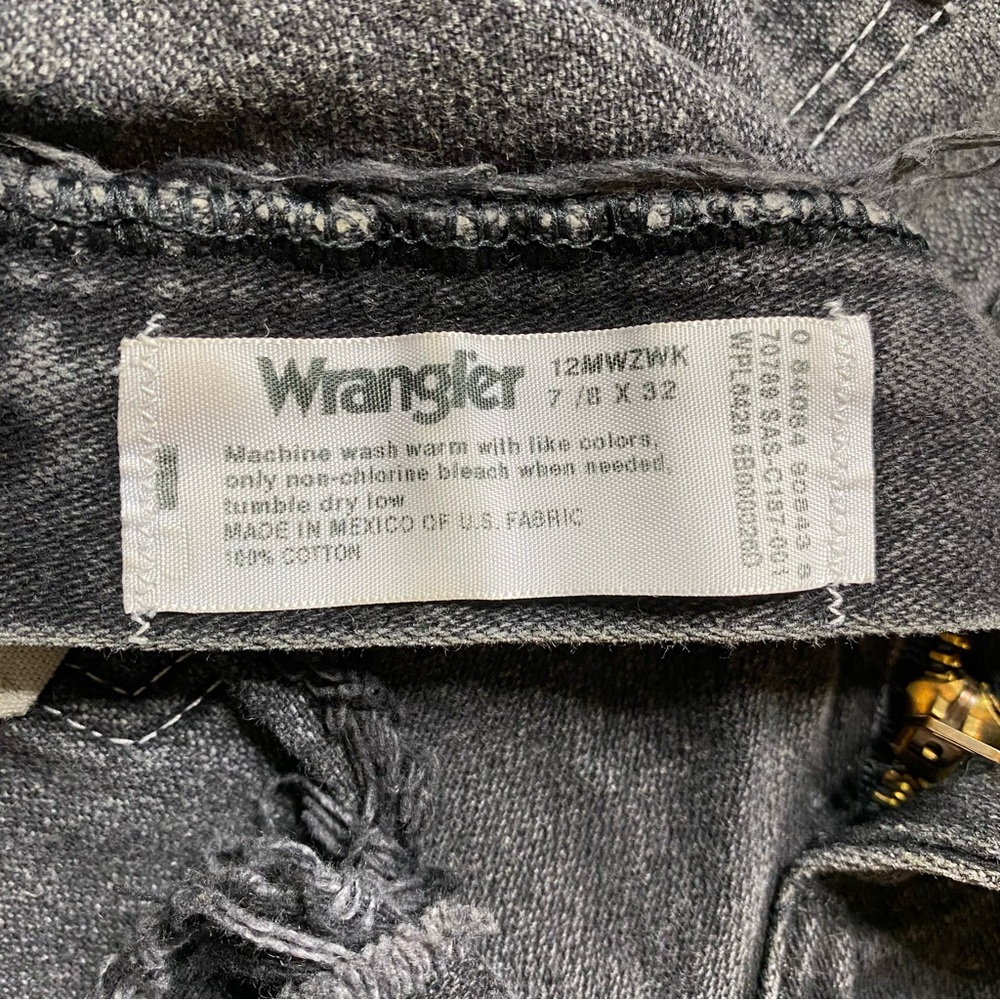 Vintage Wrangler Cut-Off Bermuda Jean Shorts - Picture 5 of 9